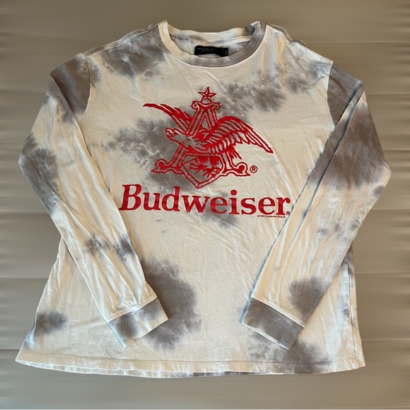 🩵Macy’s Budweiser Long Sleeve Tee - Women’s S - Picture 1 of 6